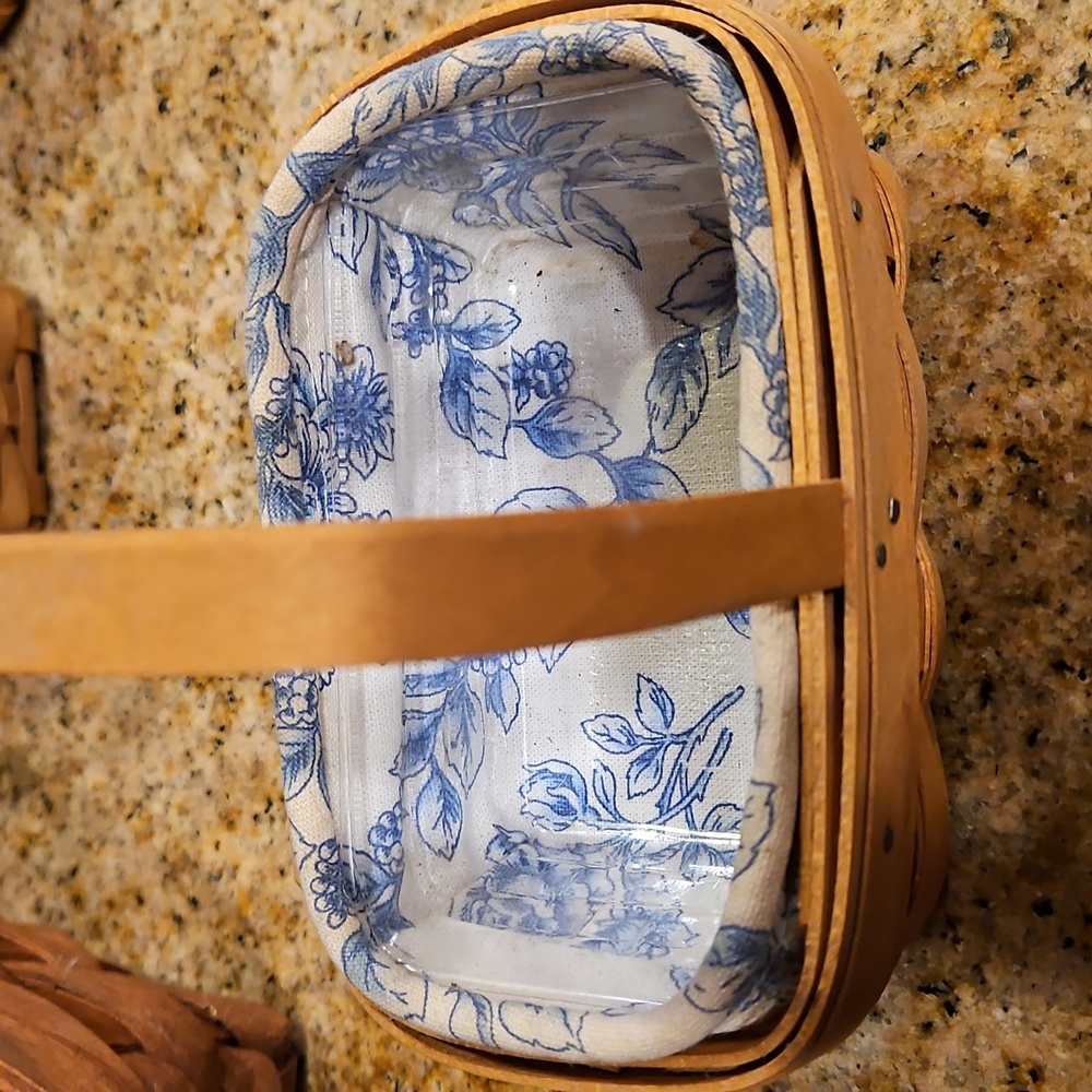 Longaberger Baskets - Picture 2 of 10